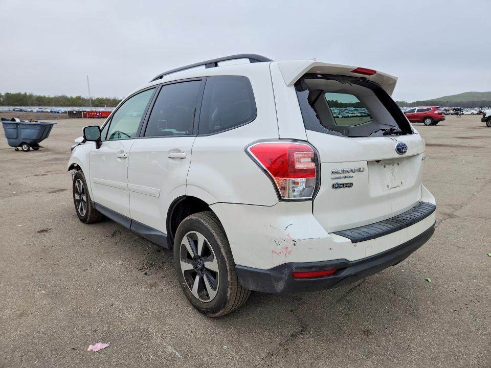 48322976 :رقم المزاد ، JF2SJAGC2HH579051 vin ، 2017 Subaru Forester مزاد بيع