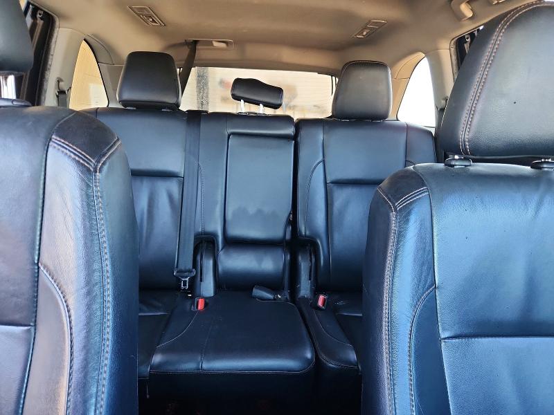 Продажа на аукционе авто 2019 Toyota Highlander, vin: 5TDKZRFH6KS348448, номер лота: 49240156