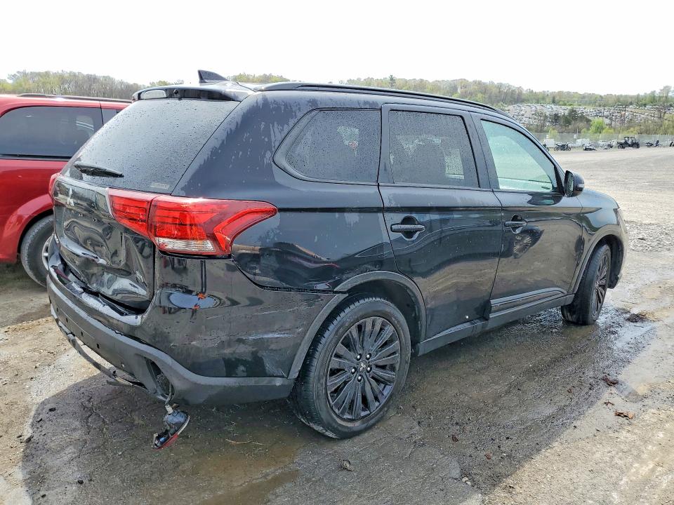 Продаж на аукціоні авто 2020 Mitsubishi Outlander, vin: JA4AZ3A32LZ043494, номер лоту: 49675986