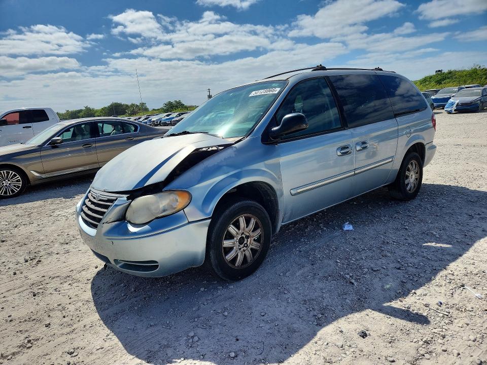 Продажа на аукционе авто 2005 Chrysler Town & Country, vin: 2C4GP54L55R323078, номер лота: 50125966