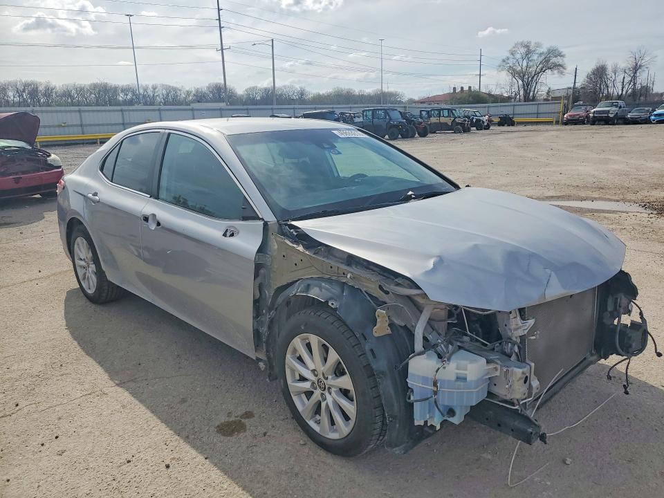 Продаж на аукціоні авто 2019 Toyota Camry, vin: 4T1B11HK1KU226332, номер лоту: 49893916