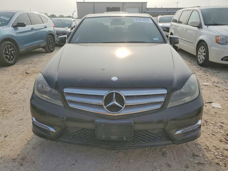 51874076 :رقم المزاد ، WDDGF4HB1DA862207 vin ، 2013 Mercedes-benz C مزاد بيع