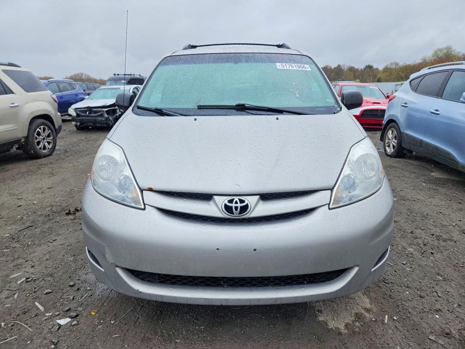 Auction sale of the 2010 Toyota Sienna, vin: 5TDJK4CC3AS032290, lot number: 51761066