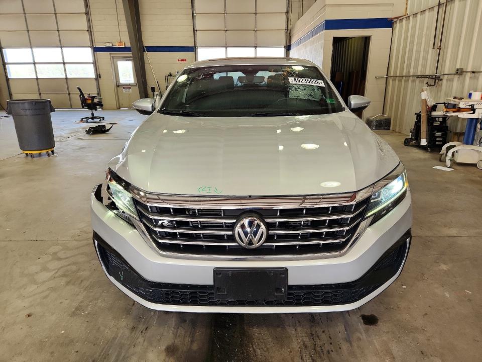 2021 Volkswagen Passat მანქანა იყიდება აუქციონზე, vin: 1VWMA7A39MC003111, აუქციონის ნომერი: 49235526