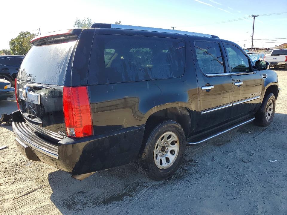 49825946 :رقم المزاد ، 1GYFK668X7R316431 vin ، 2007 Cadillac Escalade مزاد بيع