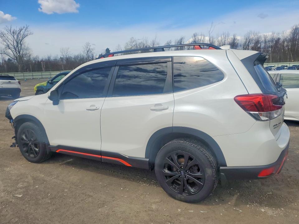 2022 Subaru Forester მანქანა იყიდება აუქციონზე, vin: JF2SKAJC1NH518744, აუქციონის ნომერი: 48395326