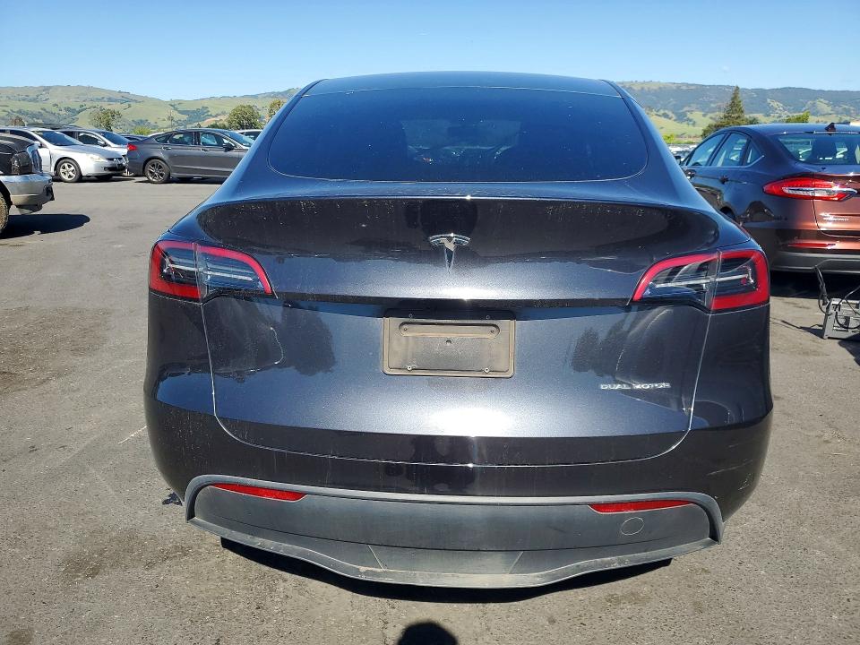 Продажа на аукционе авто 2024 Tesla Model Y, vin: 7SAYGAEEXRF190982, номер лота: 48655806