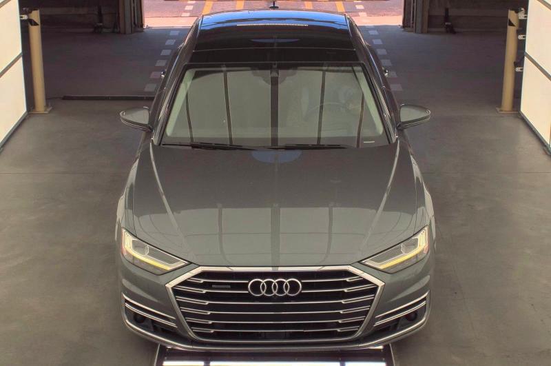 Продажа на аукционе авто 2019 Audi A8, vin: WAU8DAF82KN008193, номер лота: 51841136
