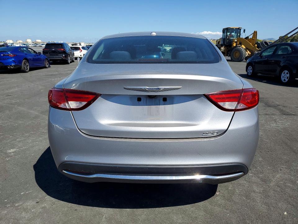 2015 Chrysler 200 მანქანა იყიდება აუქციონზე, vin: 1C3CCCAB9FN747134, აუქციონის ნომერი: 49844416