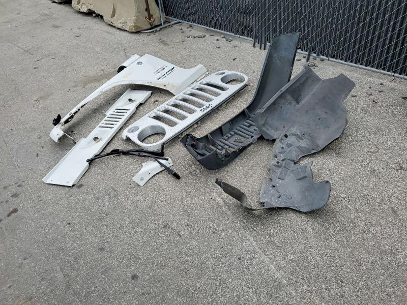 51784066 :رقم المزاد ، 1C4BJWEG8JL935801 vin ، 2018 Jeep Wrangler Unlimited مزاد بيع