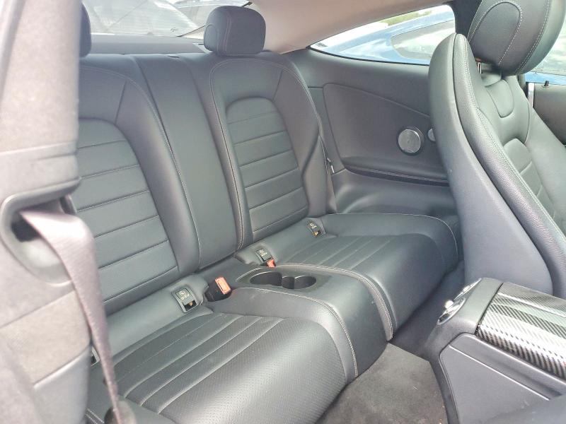 50072606 :رقم المزاد ، WDDWJ4KB9HF454114 vin ، 2017 Mercedes-benz C مزاد بيع