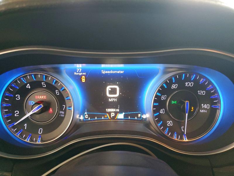 Продажа на аукционе авто 2015 Chrysler 300, vin: 2C3CCARG2FH899589, номер лота: 51212226