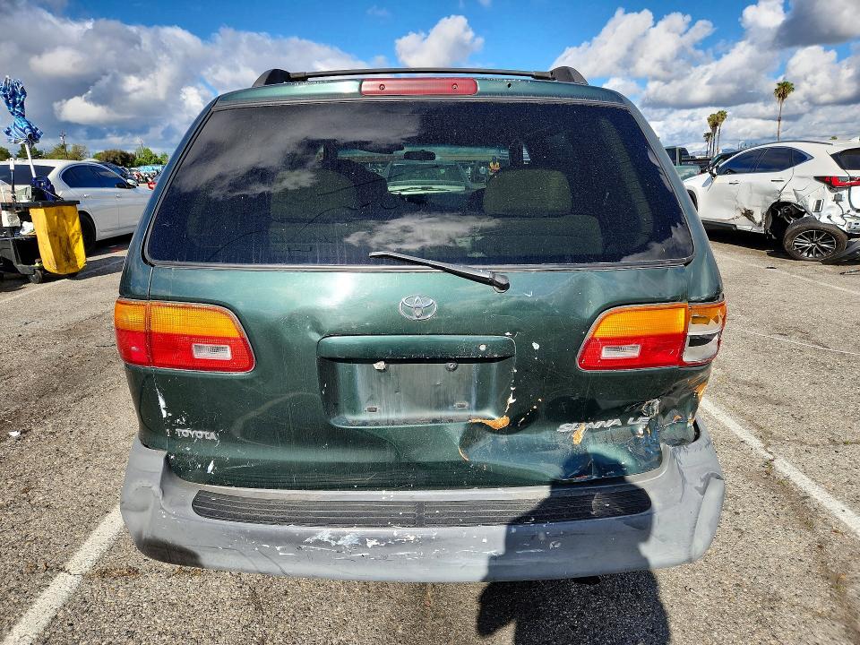 Продажа на аукционе авто 2000 Toyota Sienna, vin: 4T3ZF13C6YU263103, номер лота: 49473586