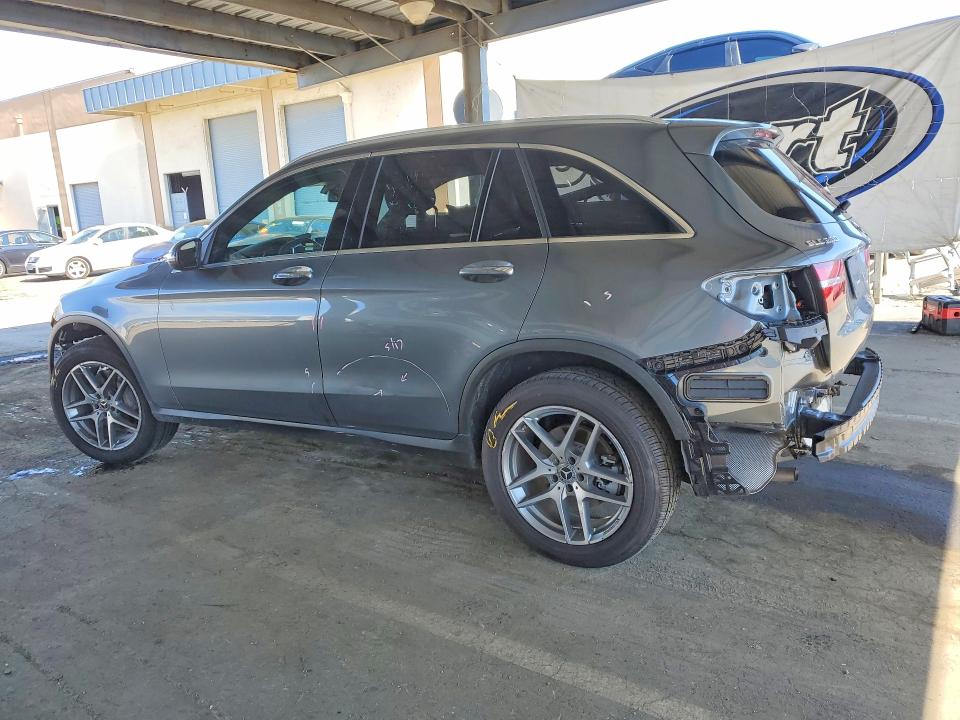 49621126 :رقم المزاد ، WDC0G4KB1JV062264 vin ، 2018 Mercedes-benz Glc مزاد بيع