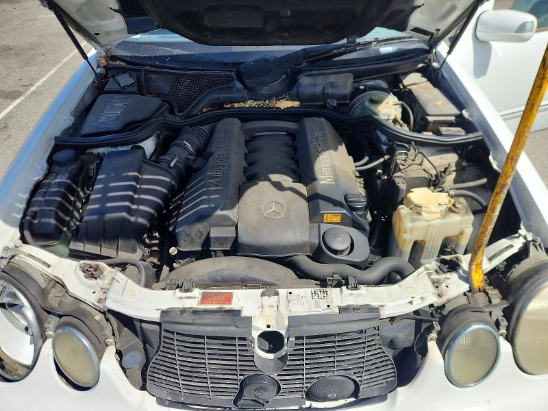 Aukcja sprzedaży 2001 Mercedes-benz E, vin: WDBJF70J21B215288, numer aukcji: 50932526