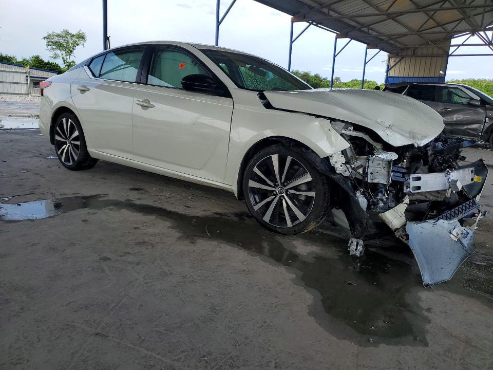 51718596 :رقم المزاد ، 1N4BL4CV1MN329609 vin ، 2021 Nissan Altima مزاد بيع