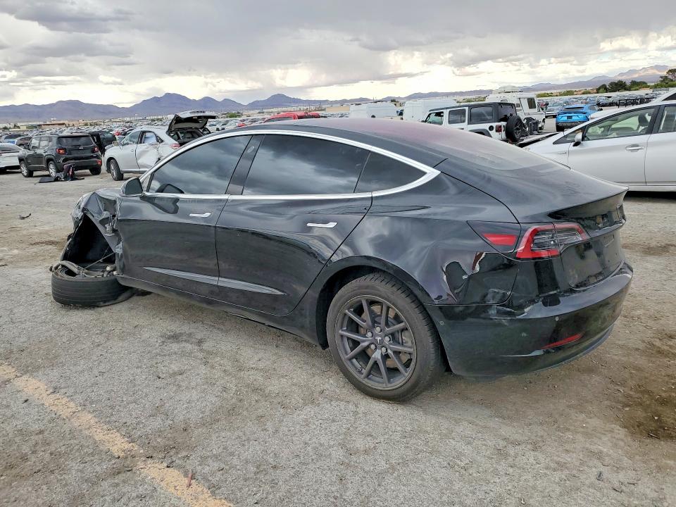 Продаж на аукціоні авто 2018 Tesla Model 3, vin: 5YJ3E1EA7JF006757, номер лоту: 49778956