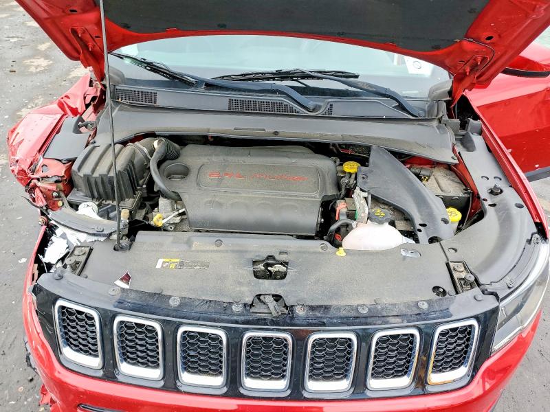 51411306 :رقم المزاد ، 3C4NJDBB5HT651745 vin ، 2017 Jeep Compass مزاد بيع