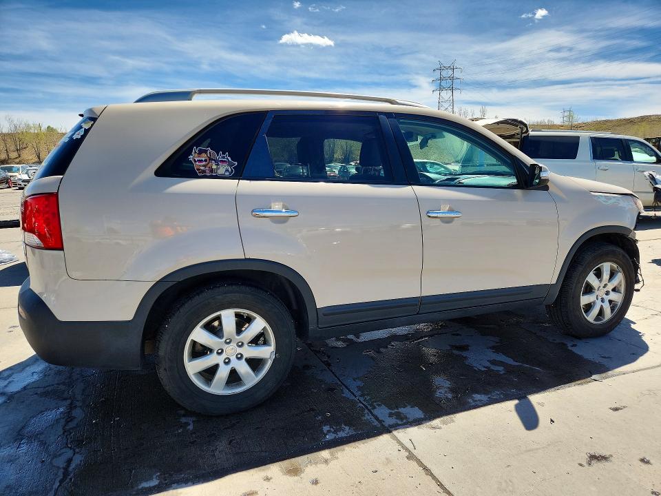 49409206 :رقم المزاد ، 5XYKT4A22BG133752 vin ، 2011 Kia Sorento مزاد بيع