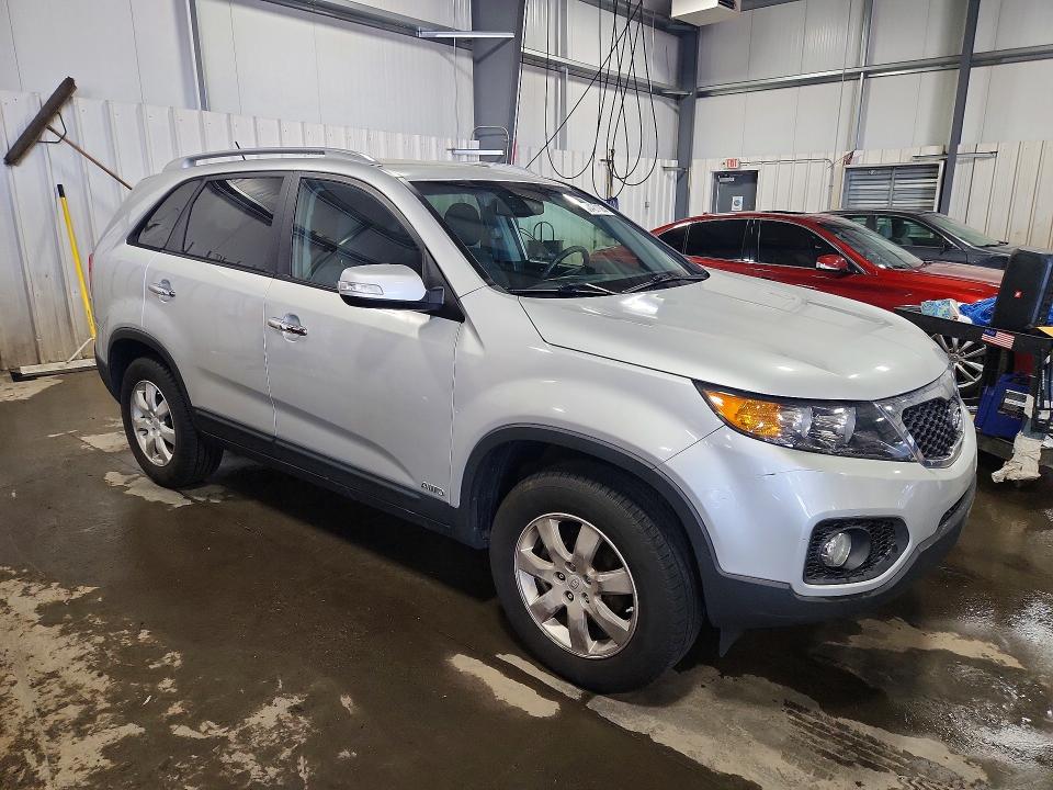 Продажа на аукционе авто 2011 Kia Sorento, vin: 5XYKTDA12BG096984, номер лота: 50427126