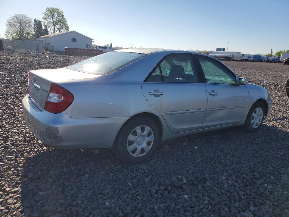 50490846 :رقم المزاد ، 4T1BE32K33U737213 vin ، 2003 Toyota Camry مزاد بيع