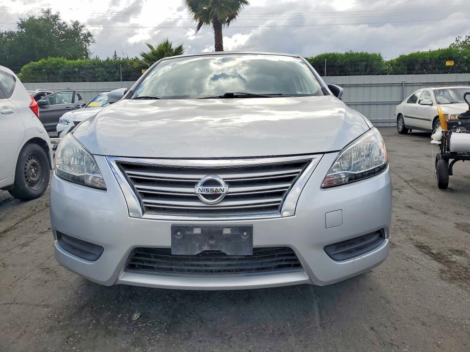 49650526 :رقم المزاد ، 3N1AB7APXFL632568 vin ، 2015 Nissan Sentra مزاد بيع