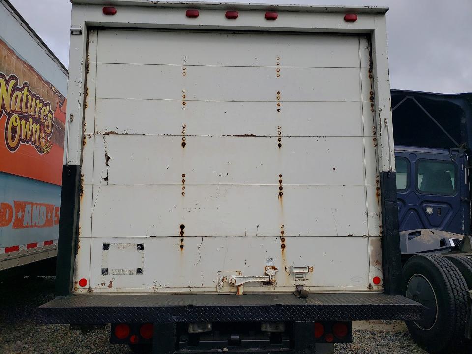 48544456 :رقم المزاد ، WDPPD944555785591 vin ، 2005 Freigliner Sprinter مزاد بيع