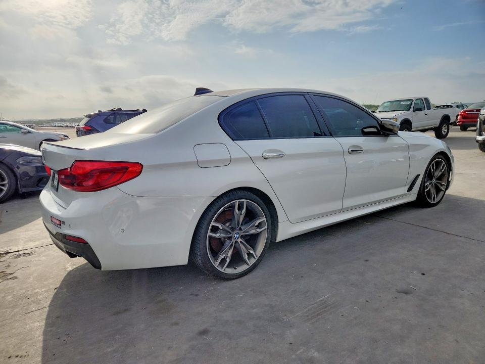 Продаж на аукціоні авто 2018 Bmw M550xi, vin: WBAJB9C54JB036528, номер лоту: 49300656