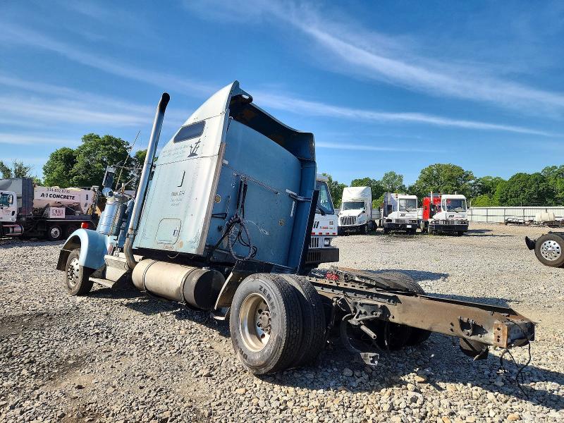 Продаж на аукціоні авто 2004 Kenworth W900, vin: 1XKWDB9X84J052796, номер лоту: 49321726