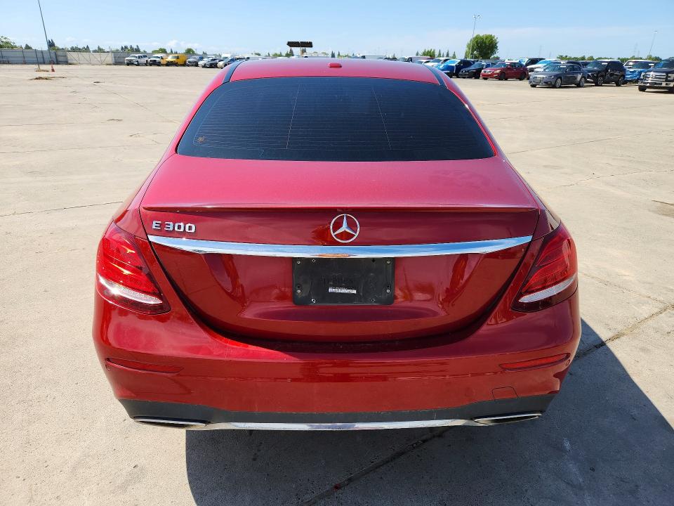 51108686 :رقم المزاد ، WDDZF4JB2KA530535 vin ، 2019 Mercedes-benz E مزاد بيع
