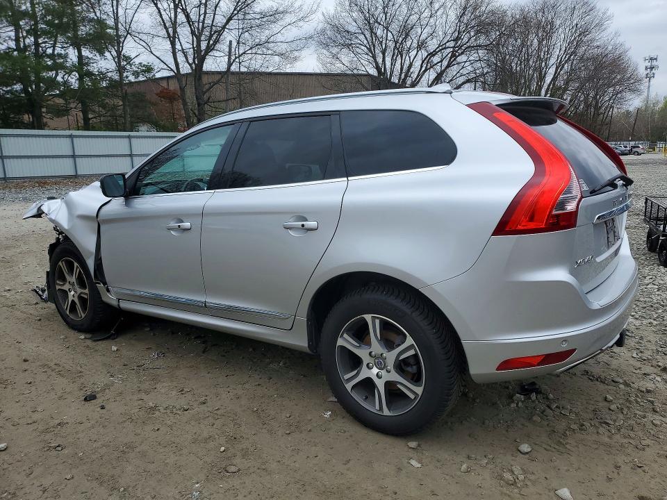 50561846 :رقم المزاد ، YV4902RK5F2749765 vin ، 2015 Volvo Xc60 مزاد بيع