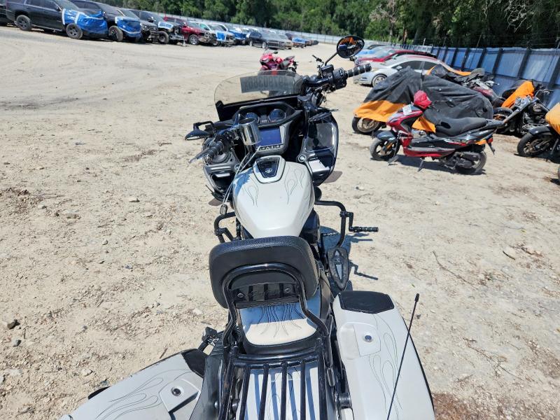 Продажа на аукционе авто 2020 Indian Motorcycle Co. Challenger, vin: 56KLCDRR8L3387066, номер лота: 49790386