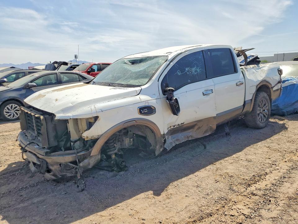 55059546 :رقم المزاد ، 1N6AA1E59HN505221 vin ، 2017 Nissan Titan مزاد بيع