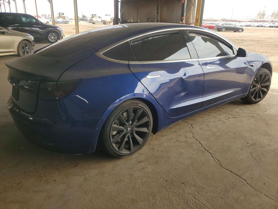48691776 :رقم المزاد ، 5YJ3E1EA2KF435953 vin ، 2019 Tesla Model 3 مزاد بيع