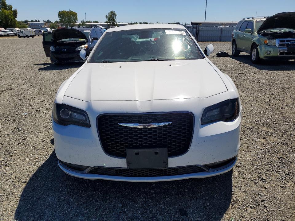 Продажа на аукционе авто 2016 Chrysler 300, vin: 2C3CCABG6GH269120, номер лота: 48773006