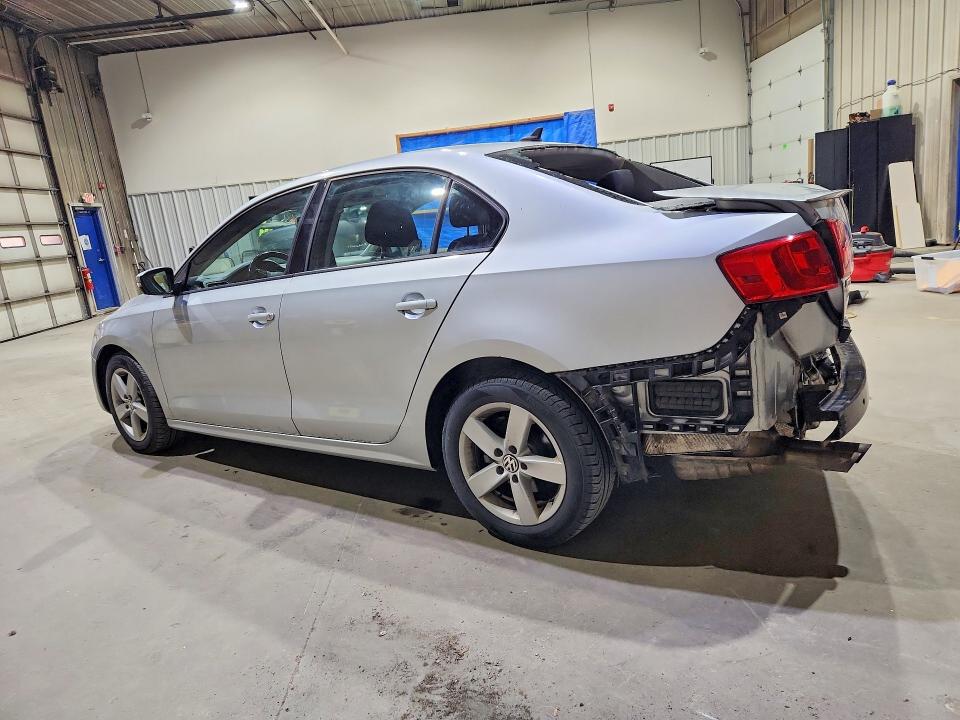 2011 Volkswagen Jetta მანქანა იყიდება აუქციონზე, vin: 3VW3L7AJXBM109146, აუქციონის ნომერი: 51182246