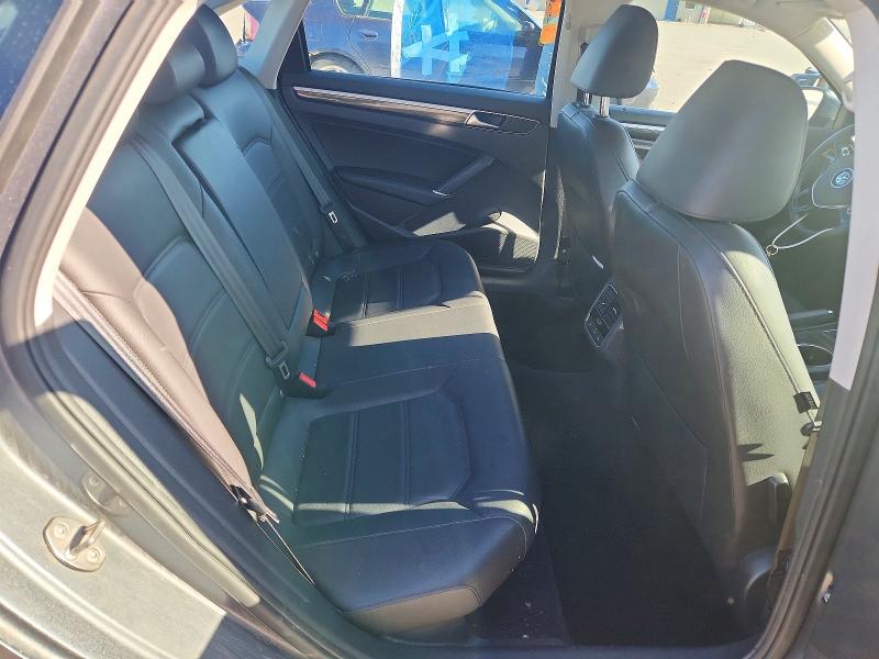 Продажа на аукционе авто 2018 Volkswagen Passat, vin: 1VWBA7A33JC034051, номер лота: 50755926