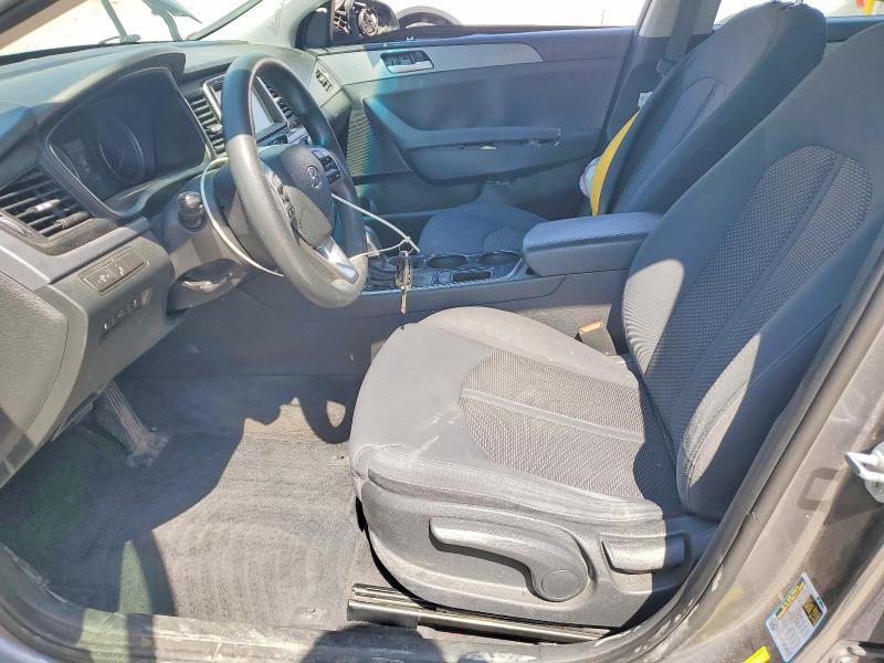49048406 :رقم المزاد ، 5NPE24AF0JH725192 vin ، 2018 Hyundai Sonata مزاد بيع