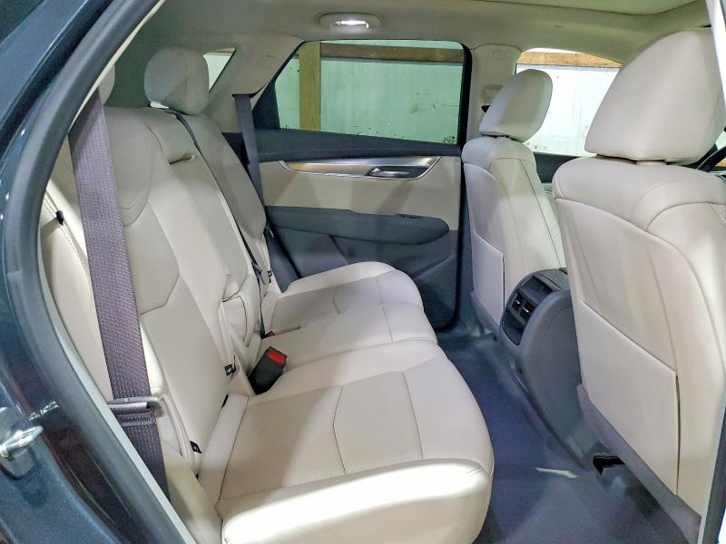 51612816 :رقم المزاد ، 1GYKNDRS9MZ138976 vin ، 2021 Cadillac Xt5 مزاد بيع