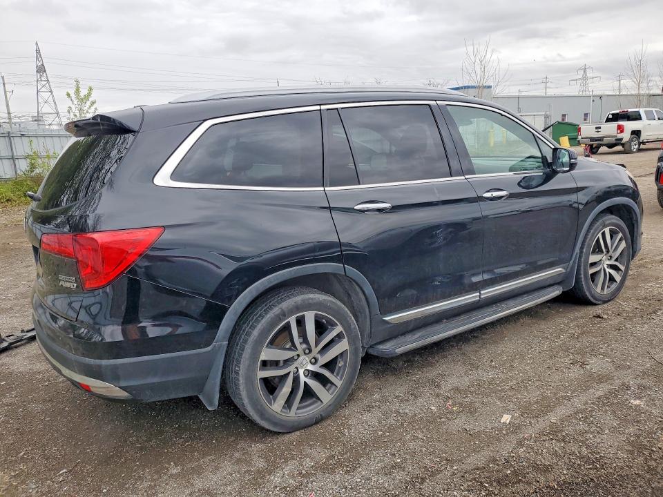 50461346 :رقم المزاد ، 5FNYF6H94HB502384 vin ، 2017 Honda Pilot مزاد بيع