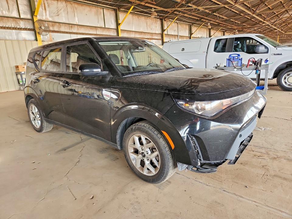 2023 Kia Soul მანქანა იყიდება აუქციონზე, vin: KNDJ23AU4P7839894, აუქციონის ნომერი: 49406296