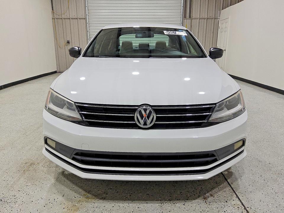 49571986 :رقم المزاد ، 3VWD17AJ8FM214011 vin ، 2015 Volkswagen Jetta مزاد بيع