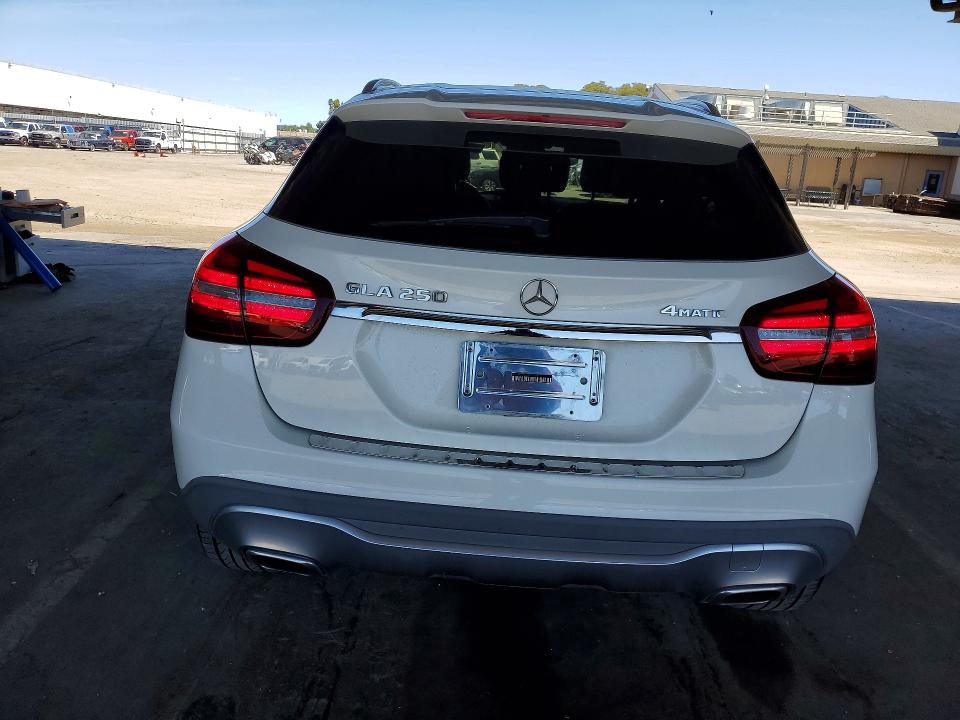 Продажа на аукционе авто 2018 Mercedes-benz Gla, vin: WDCTG4GB2JJ437849, номер лота: 49930776