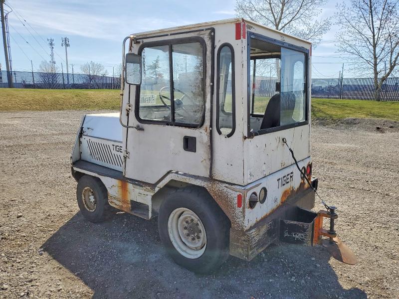 Auction sale of the 2000 Tige Gasoline C, vin: 00051943160401080, lot number: 50791796