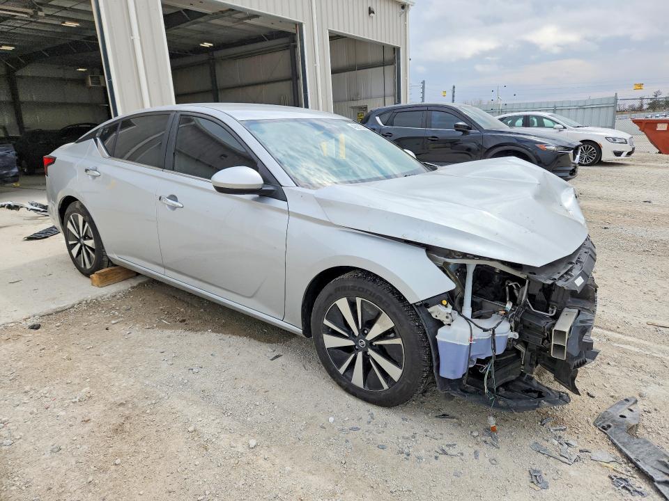 49091256 :رقم المزاد ، 1N4BL4DV7NN403034 vin ، 2022 Nissan Altima مزاد بيع