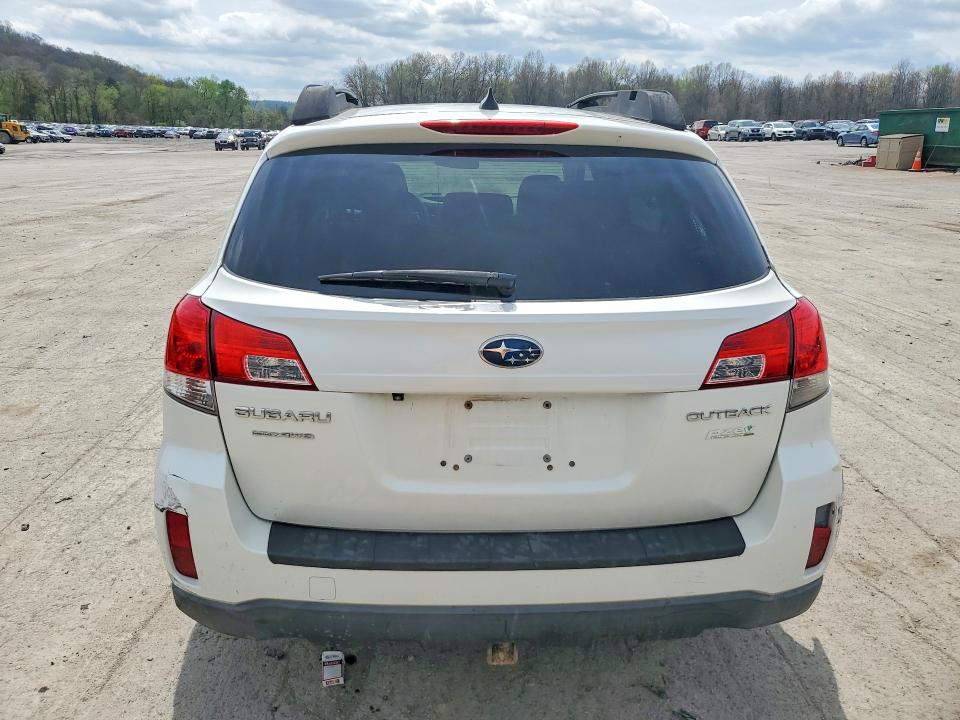 2014 Subaru Outback მანქანა იყიდება აუქციონზე, vin: 4S4BRBCC5E3200177, აუქციონის ნომერი: 49923006