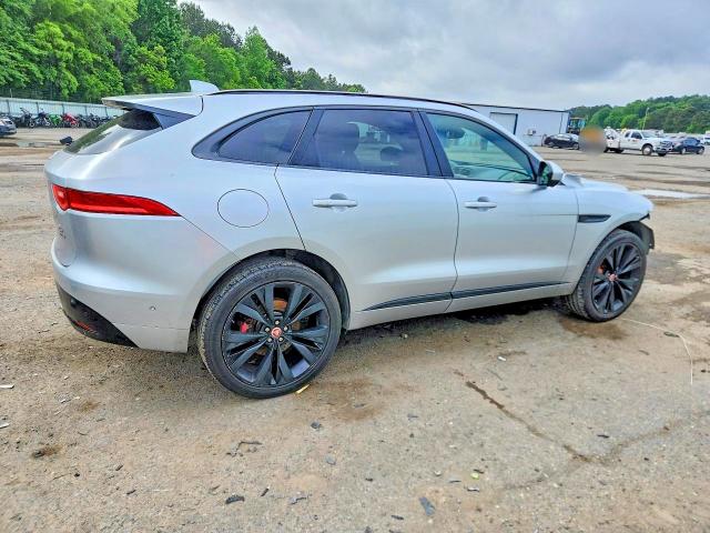 Продаж на аукціоні авто 2018 Jaguar F-pace, vin: SADCM2FV0JA244473, номер лоту: 50732196