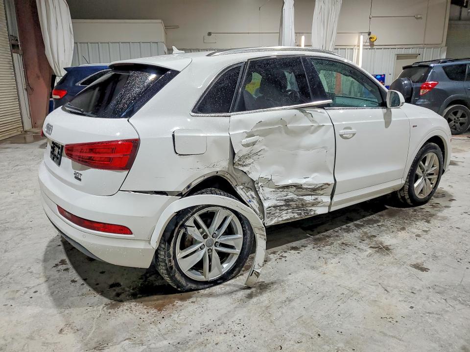 Продажа на аукционе авто 2018 Audi Q3, vin: WA1JCCFS0JR023601, номер лота: 48416566
