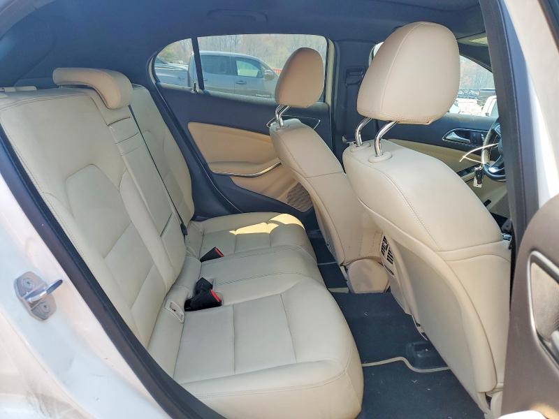 Продажа на аукционе авто 2019 Mercedes-benz Gla, vin: WDCTG4GBXKJ630705, номер лота: 49338266