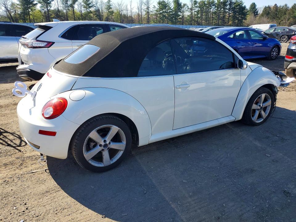 49284326 :رقم المزاد ، 3VWFG31Y47M411059 vin ، 2007 Volkswagen New Beetle مزاد بيع